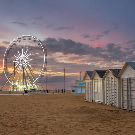 Villa Poppies Holidays - Noel Et Nouvel An Villa Avec Spa Privatif Plage Ouistreham 14 Pers Baby-Foot Evg Groups Xxl Ouistreham Riva Bella D-Day Beaches *